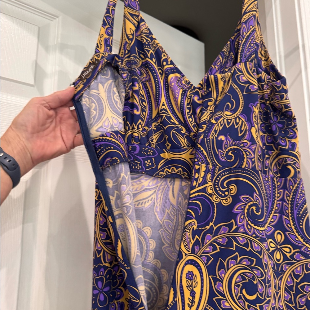 J.McLaughlin classic rich paisley Maxi Dress, Size M - Picture 7 of 9